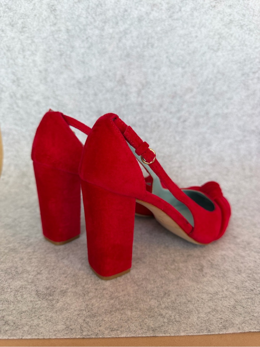 •2 Frances Valentine Retro Pump Red Velvet Size 9 - Picture 11 of 14
